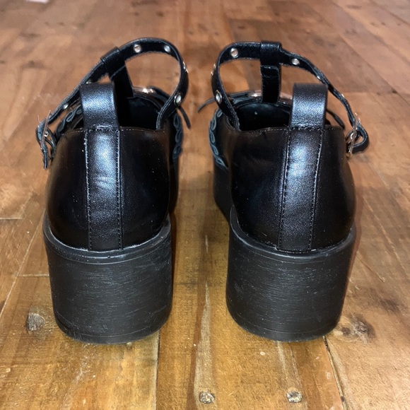 Gerulita platform shoes t-strap buckle silver heart detail - Picture 4 of 9